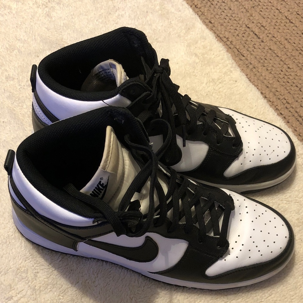 *SOLD*Nike Dunks size 11